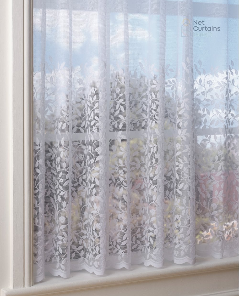 Fontwell Trailing Leaf White Net Complete Roll